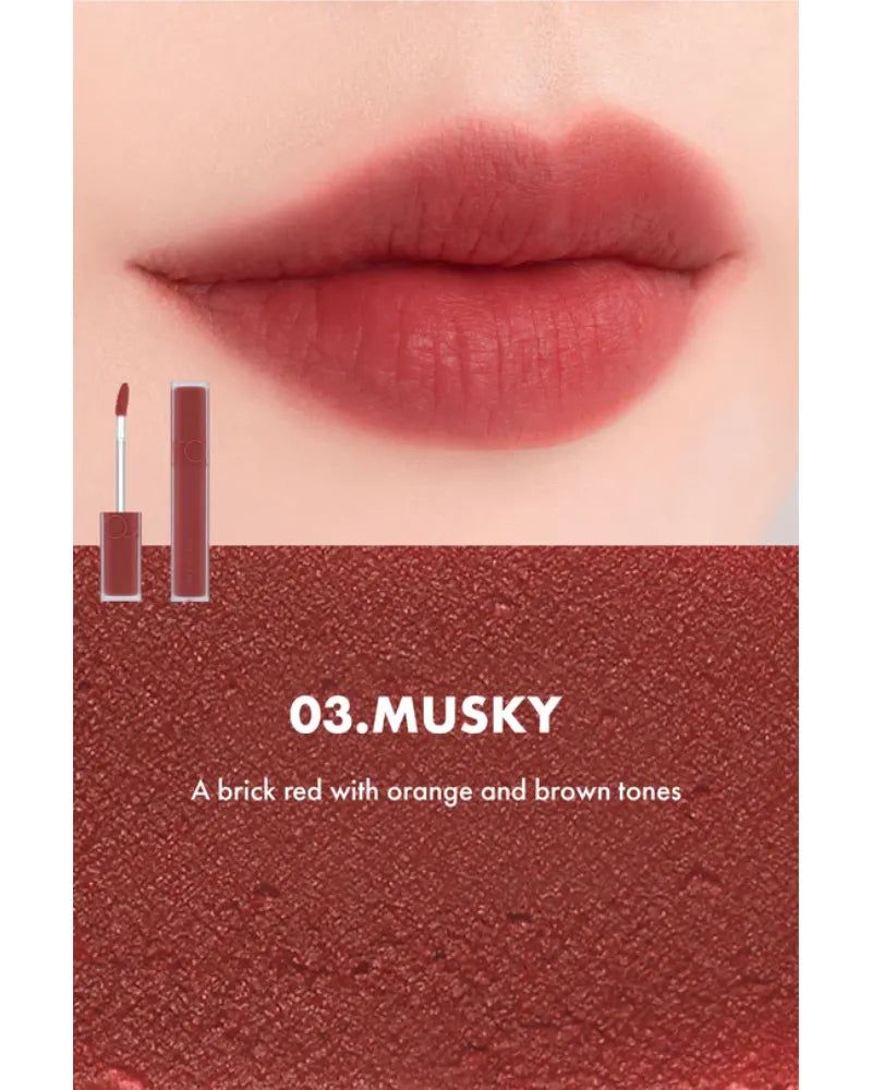 rom&nd Blur Fudge Tint in shade 03 Musky on on lips. Lightweight Korean matte lip tint with a muted musky tone and smooth blurring effect. Genuine rom&nd tint available at Sejou